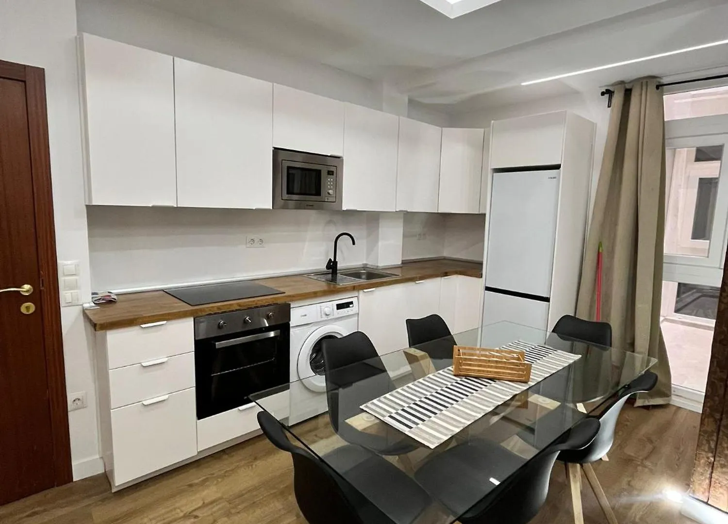 Exclusive Luxury Stay At Plaza Uncibay, Malaga Center スペイン