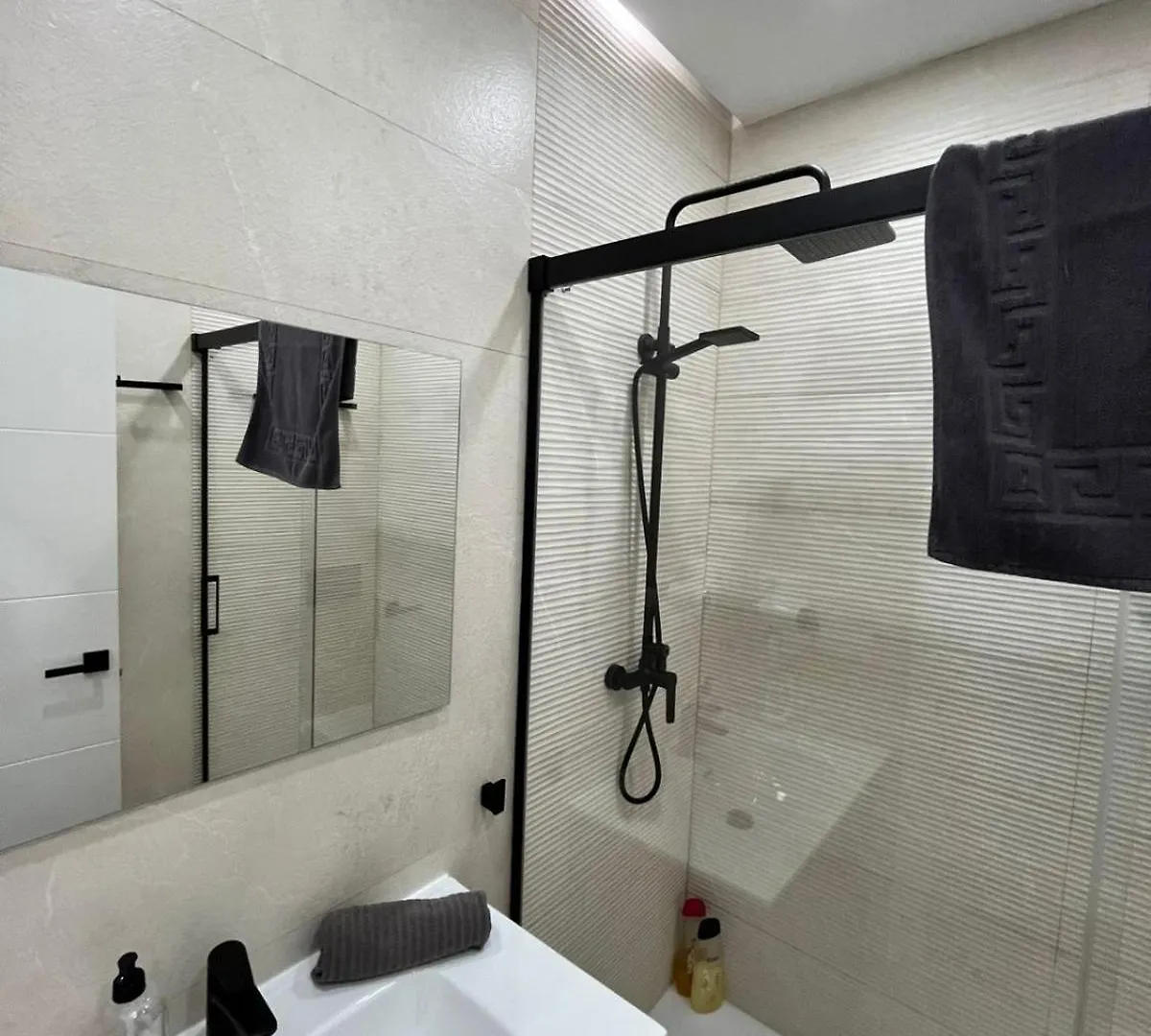 Exclusive Luxury Stay At Plaza Uncibay, Malaga Center アパート